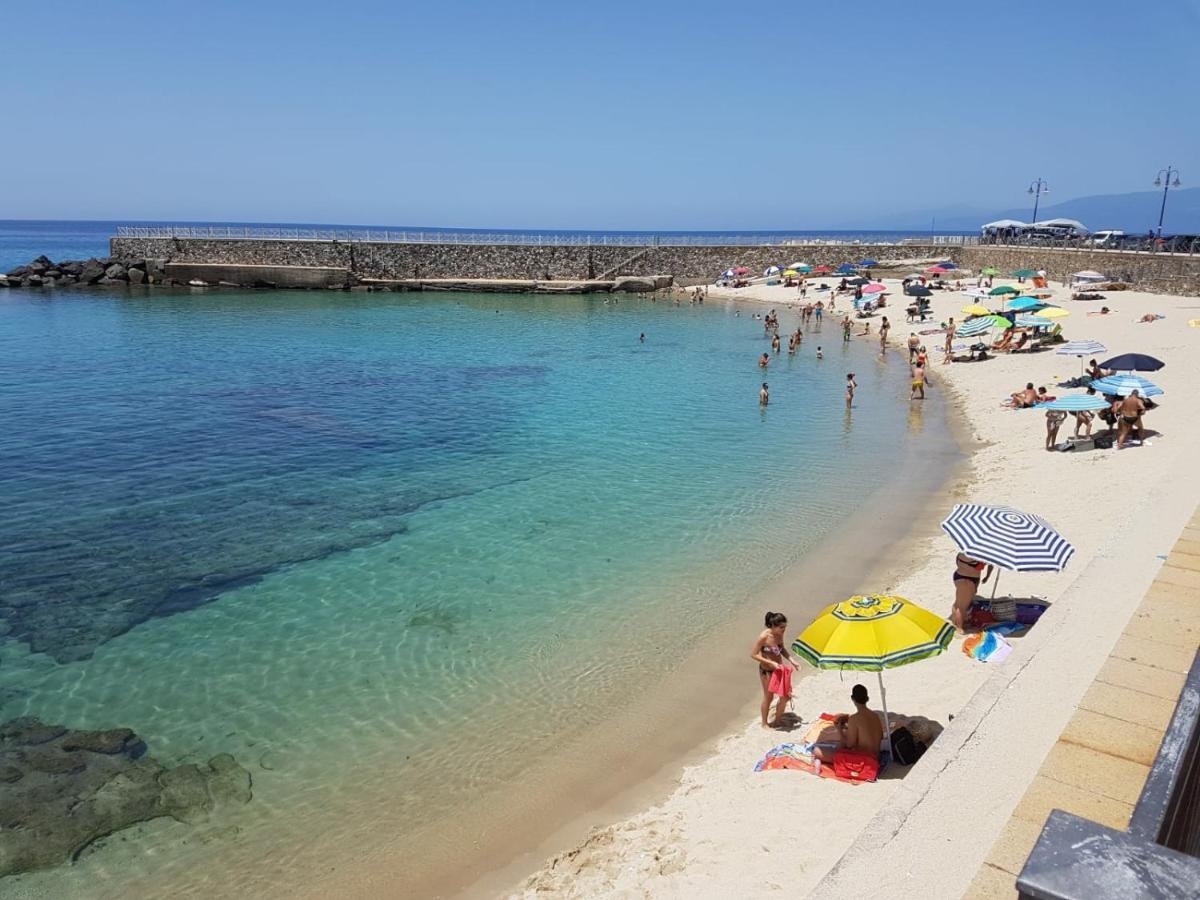 My Little House - Appartamento Con Patio E Parcheggio Privato A 5 Minuti Dalla Spiaggia E Dal Centro Tropea Luaran gambar