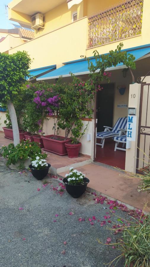 My Little House - Appartamento Con Patio E Parcheggio Privato A 5 Minuti Dalla Spiaggia E Dal Centro Tropea Luaran gambar