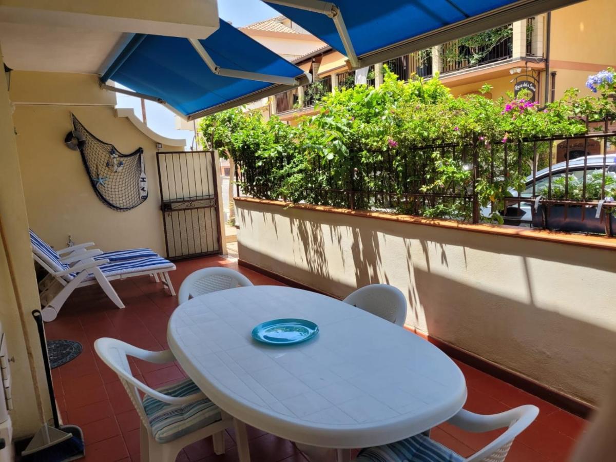 My Little House - Appartamento Con Patio E Parcheggio Privato A 5 Minuti Dalla Spiaggia E Dal Centro Tropea Luaran gambar