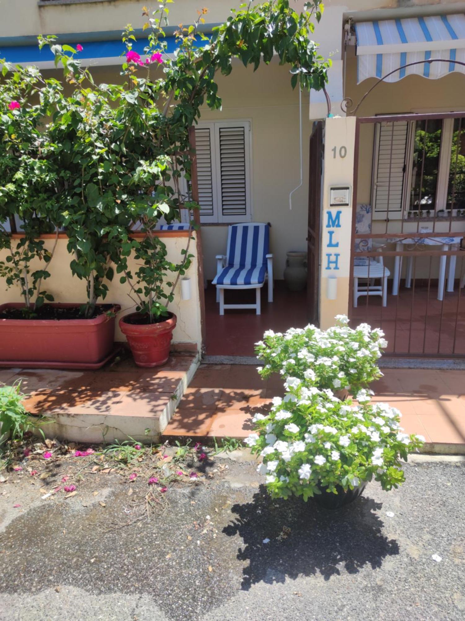 My Little House - Appartamento Con Patio E Parcheggio Privato A 5 Minuti Dalla Spiaggia E Dal Centro Tropea Luaran gambar
